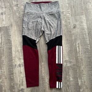 Victoria’s Secret PINK ultimate leggings